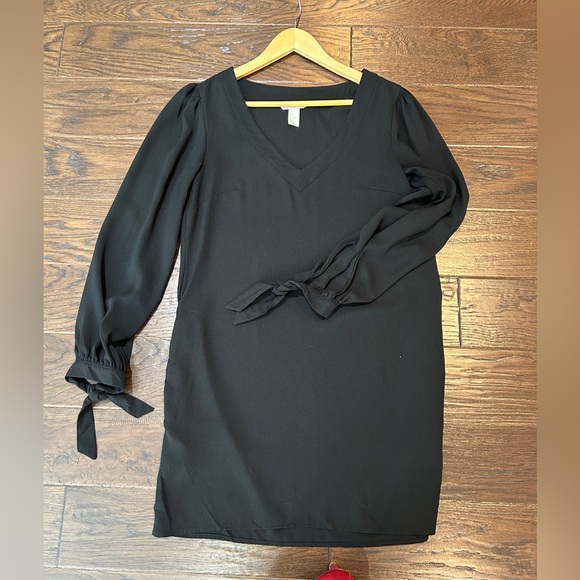 H&M Black long sleeve Dress - Picture 7 of 8